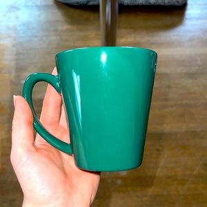 Green mug